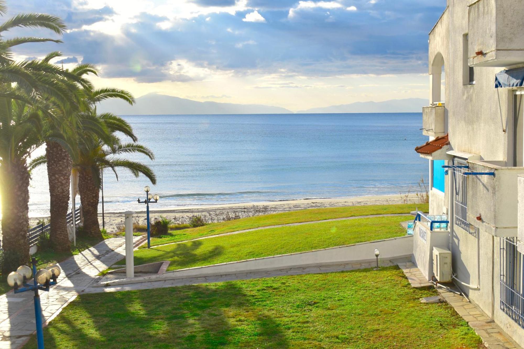 Varonos Summer Residences Siviri Exterior photo